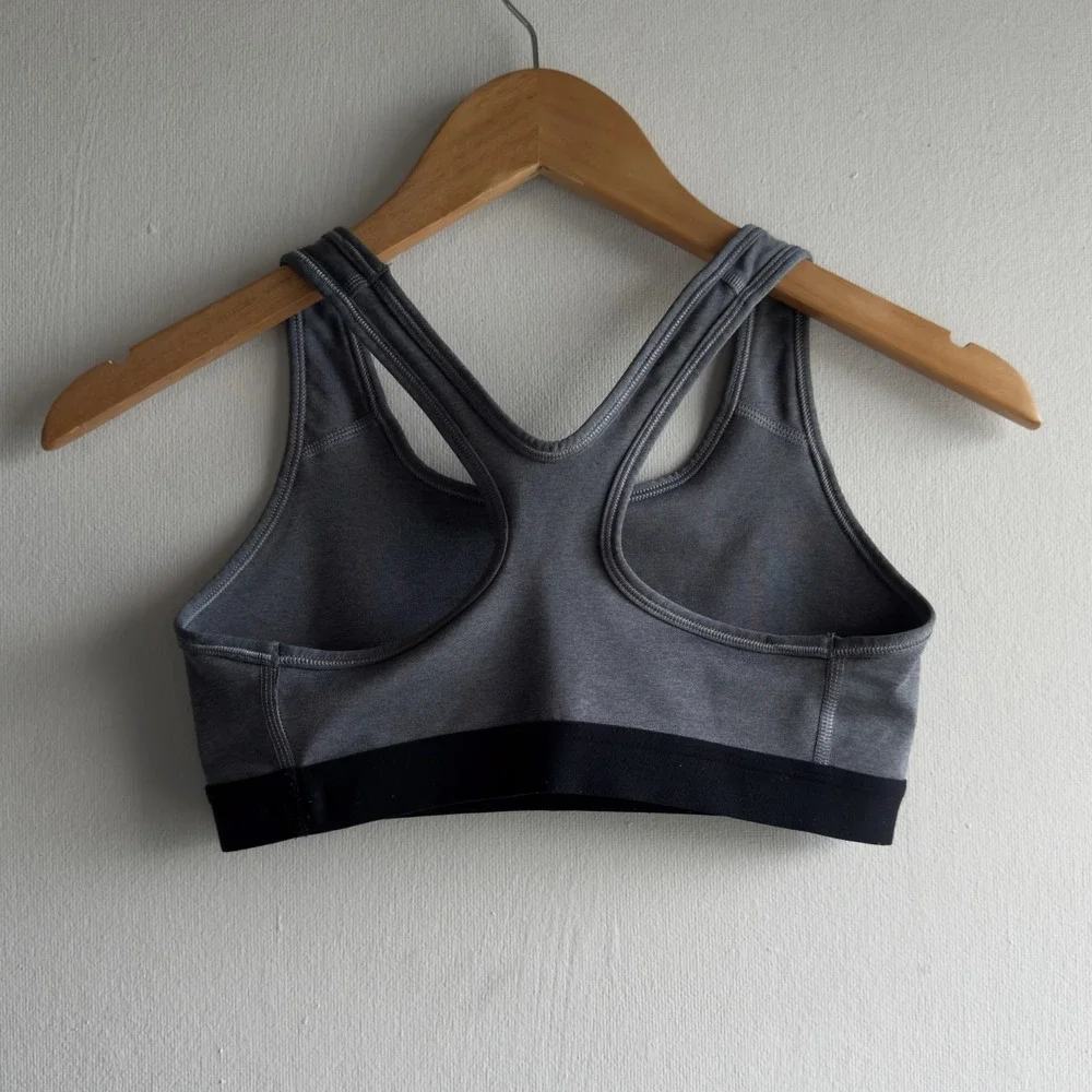 Nike Dri-FIT Racerback Sports Bra Womens Small Gray Black Athletic Gorpcore